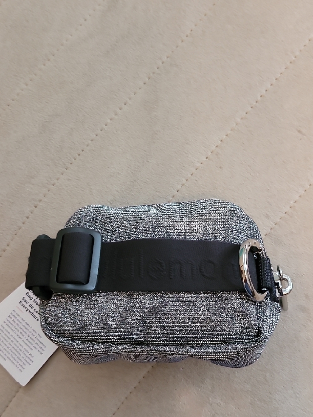 Lululemon Athletica Everywhere Belt Bag Nano Glitter NWT - Picture 3 of 3
